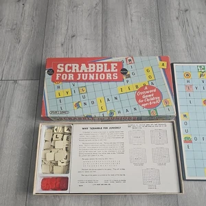 Vintage Scrabble For Juniors Childrens Word Game Boxed game 1958 Edition - Picture 1 of 4
