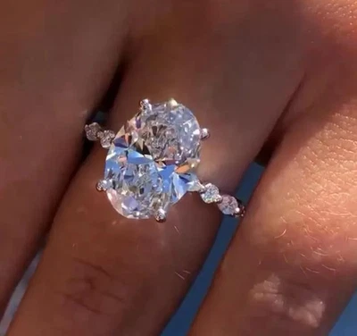 Anillo de boda de oro blanco de 14 k con diamantes cultivados en laboratorio/CVD de corte ovalado de 3,50 quilates Foto 1 de 4