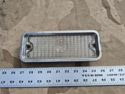Luz de estacionamiento del lado izquierdo del conductor Chevrolet C10 Chevy 1969-1970 camioneta derecha Foto 1 de 4