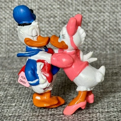 VTG Disney Donald Duck & Daisy Dancing Kissing Valentine Applause PVC figure 2” - Image 1 of 4