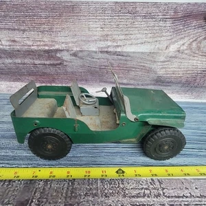 Vintage Marx Lumar Pressed Steel Green Willys Jeep 11" Long *lights do not work - Picture 1 of 14
