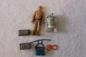 Figuras de acción Kenner Star Wars Luke Skywalker y R2D2 de colección con accesorios - Imagen 1 de 2