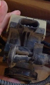 2005 2010 Ford F250 F350 Super Duty OEM Locking Hub Actuator 7C34-9H465-AC - Picture 1 of 8