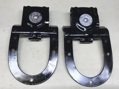Vintage Pair Of Big 4 Barn Door Rollers Horseshoe Cover