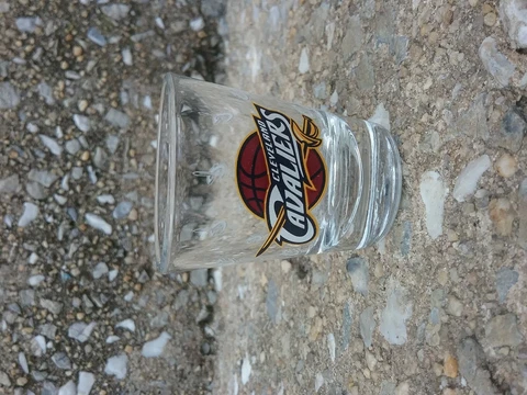 Official NBA CLEVELAND CAVALIERS  2.5 Oz Shot Glass FREE SHIPPING VGC Cover