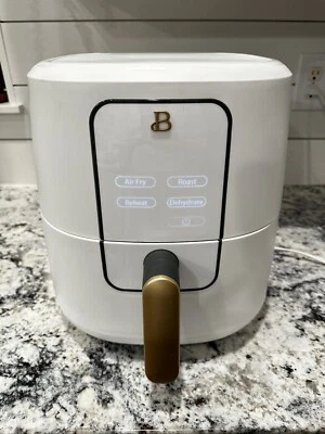 Hermosa Freidora de Aire de 6 Qt con Pantalla Táctil Activada por Drew Barrymore Foto 1 de 4