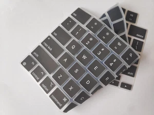US Tastatur Skin Cover für Apple MacBook PRO 16 A2485 (M1) 2021 klar & schwarz - Bild 1 von 14