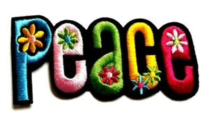 Patch Peace Love Embroidered 10.5 x 5 cm Iron Sew On Flower Power Beatles Hippy - Picture 1 of 2