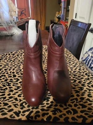 Jessica Simpson Chic Leather Ankle Boots In Rich Burgundy - Image 1 of 4