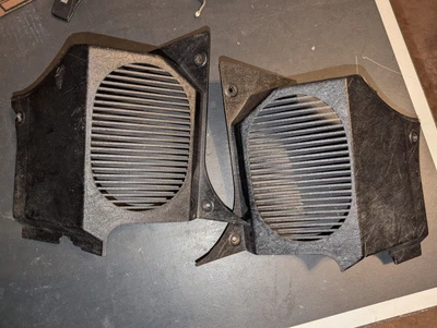 Par de cubiertas de altavoces negras OEM Porsche 914 1970-1976 Foto 1 de 3
