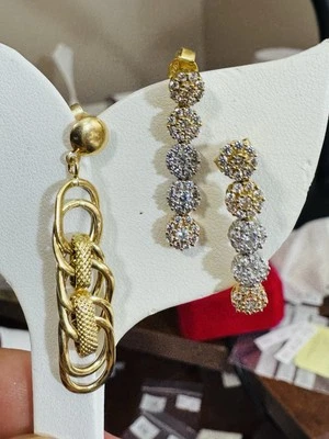 Genuine 18K 750 Fine Saudi Dubai Real Gold Dangles ( 2 ) Two Set Earrings 5.46g - Image 1 of 4