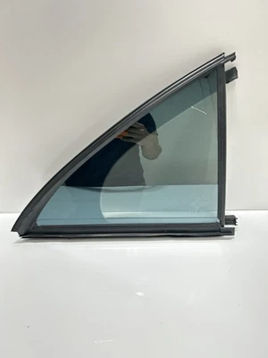 07-13 Mercedes W221 S400 S63 AMG Cuarto Ventana Vidrio Lado Derecho OEM Foto 1 de 4