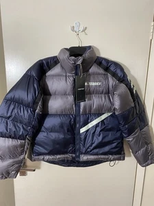 adidas Terrex Utilitas Down Fill Jacket Size S Women’s New - Picture 1 of 9