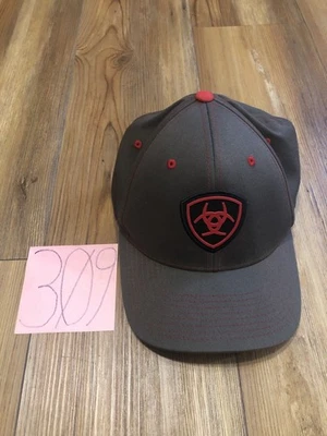 Gorra ajustada Ariat para hombre grande L/XL gris roja parche flexible logotipo camionero Foto 1 de 4