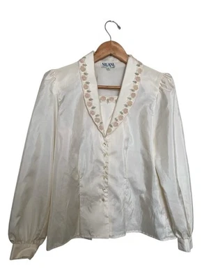 Blusa romántica de satén vintage años 80 Nilani talla 6 marfil floral bordada Cottagecore Foto 1 de 4