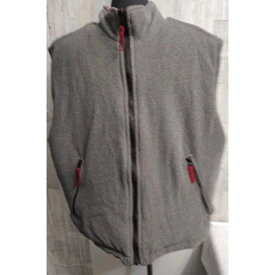 Trader Bay Men's reversible Puffer style Vest in Red and Gray 4 pocket Large - Image 1 of 4