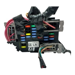 15839517 2007-2009 Chevy Escalade Tahoe tablero izquierdo relé caja de fusibles OEM - Imagen 1 de 5