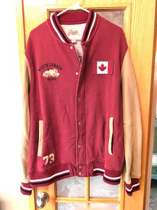 Roots Canada Herren Vintage Varsity Jacke weinrot/hellbraun Reißverschluss/Druckknopfverschluss Größe XL - Bild 1 von 9