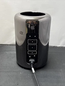 Apple Mac Pro Intel Xeon E5 Six Core 3,5GHz 8GB RAM 256GB SSD D300 A1481 - Bild 1 von 5