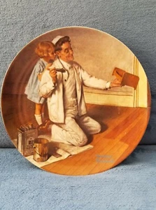Norman Rockwell's "The Painter" Knowles Limited Edition 8-1/2" Plate - Picture 1 of 5