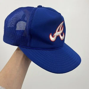 VTG Atlanta Braves Snapback Mesh Trucker Cap Hat M/L Made in Taiwan Blue Red - Picture 1 of 7