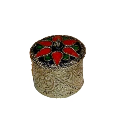 Caja de pastillas o tuercas de betel esmaltadas plateadas vintage martilladas chinas lados plateados Foto 1 de 4