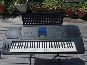 YAMAHA PORTATONE PSR-6000 KEYBOARD mit Notenständer - Bild 1 von 7