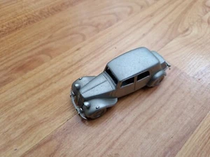 DANBURY MINT CLASSIC 1953 CITROEN 15 CV PEWTER REPLICA MODEL CAR - Picture 1 of 3