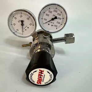 Airgas einstufiger 0-250 psi Zylinderregler Y11-244F590 hochreines Messing - Bild 1 von 15