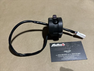 INTERRUPTOR DE ARRANQUE MANILLAR LATERAL DERECHO DUCATI PANIGALE 1199 899 GENUINO OEM Foto 1 de 4