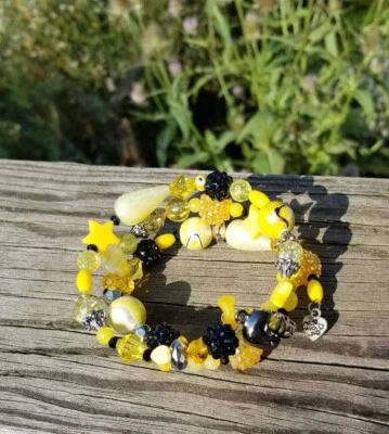 Yellow Black & Silver Beaded Football Helmet Charm Memory Wire Beaded Bracelet  - Image 1 of 4