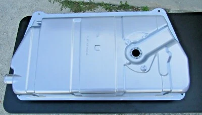 61 62 Buick Lesabre Electra Wildcat Invicta tanque de combustible de gasolina 1961 1962 NUEVO Foto 1 de 4