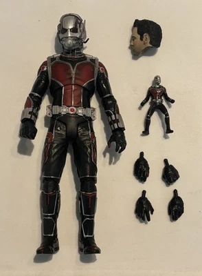 "Figura suelta de 7"" exclusiva de Marvel Select Disney Store - versión de la película de Ant-Man" Foto 1 de 4