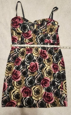 Vestido para mujer Wet Seal grande floral ceñido al cuerpo fiesta cóctel Foto 1 de 4