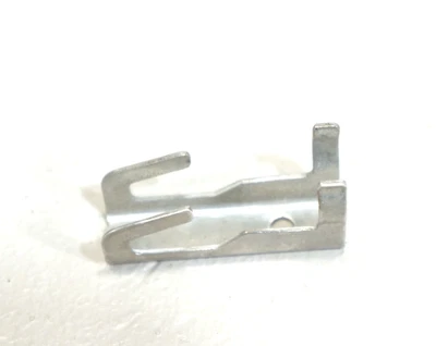 Chevrolet Camaro Cadillac Equinox 2010-2015 línea de alimentación de combustible bloqueo de soporte de clip Foto 1 de 4