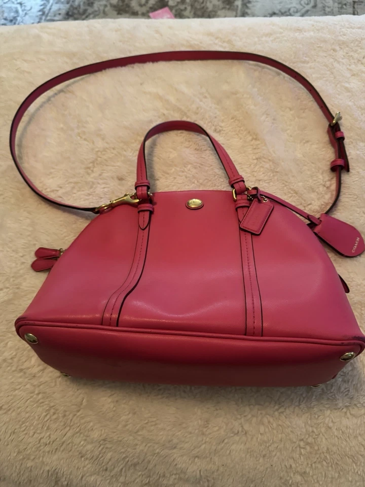 Bolso de mano Coach Peyton Cora Dome de cuero coral rosa F25671 Foto 1 de 4