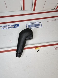 2002-2006 MITSUBISHI LANCER SHIFTER KNOB AUTOMATIC GEAR SHIFT HANDLE OEM - Picture 1 of 3