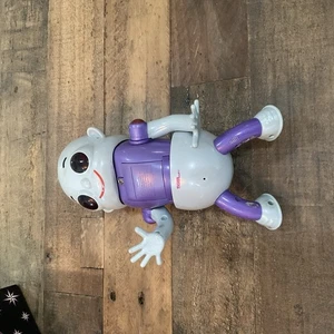 Sega/Tiger "Robo Baby" Interaktiver Roboter Baby Spielzeug 9" 2001 Vintage, gebraucht - MÄDCHEN - Bild 1 von 5