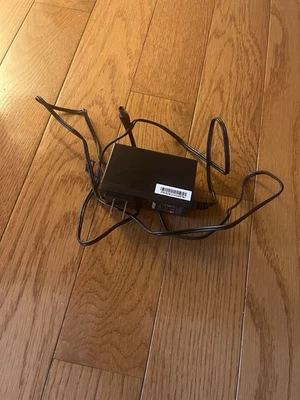 Universal Verizon 12V 3.5A 42-Watt AC/DC Adapter Power Supply 1A105-1235 - Image 1 of 2