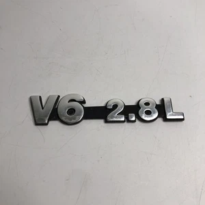 84-86 Jeep Cherokee XJ Comanche MJ OEM 2.8L V6 Rear Hatch Tailgate Emblem Badge - Foto 1 di 7