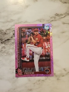 2025 Topps Erick Fedde #229 Pink Holo Foil Cardinals - Imagen 1 de 2