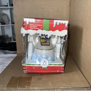 2006 Disney Store Exclusive Mickey & Minnie Mouse Holiday Sleigh Snow Globe New - Picture 1 of 6