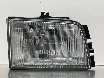 1999 Isuzu Trooper Passenger Right Headlight Lamp Assembly Oem Rh 99 00 01 02 - Image 1 of 4