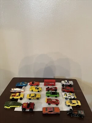 Lot of 18 Vintage Cars Trucks Hot Wheels Mattel  Matchbox / Dukes Of Hazzard Car - Image 1 of 4