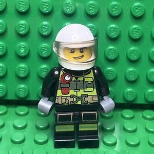 Lego City Fire Fighter Minifigure Cty0652 Fire Response Unit 60108 - Picture 1 of 2