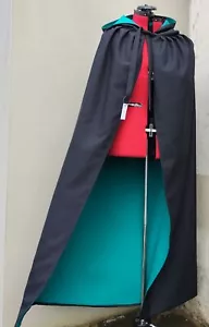 BLACK MANTEL GEFÜTTERT MIT JADE. ABGERUNDETE KAPUZE Zaubererhexe Fanatsy (bel40) - Bild 1 von 7