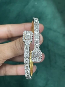 6.64 Ct Natural Round And Baguette Diamond Bangle , Yellow Gold - Picture 1 of 8