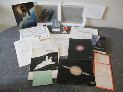 TELESCOPIO ESPACIAL HUBBLE MSFC NASA AÑOS 80-90 FOTOS DE PRIMERA GENERACIÓN++ DEL ESCRITORIO DE DIPUTADO DIR Foto 1 de 4