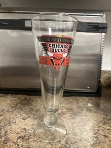 Bulls 5 Time NBA Champion Limited Edition Glass 734/3600 - Picture 1 of 2