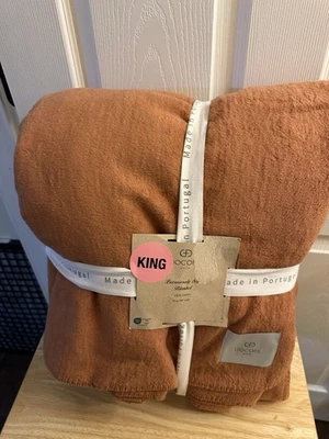 DOCOFIL Burnt Orange Luxuriously Soft King Blanket 100% Cotton Portugal - Image 1 of 4